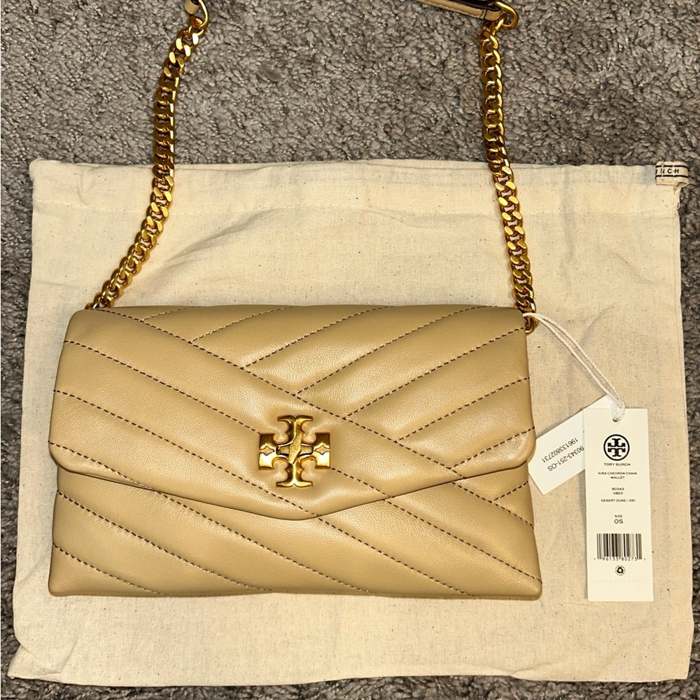 ****SOLD*****Tory Burch Kira Chevron Chain Wallet - Desert Dune - Picture 2 of 10